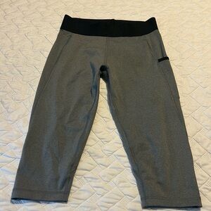 Adidas Short Capris Size S